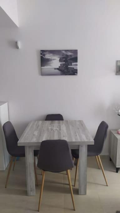 Apartamento Nuevo Con Piscina Y Amplio Balcon Sant Carlos de la Ràpita Екстериор снимка