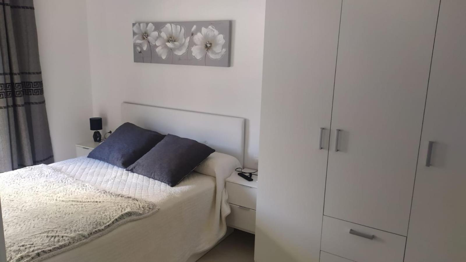 Apartamento Nuevo Con Piscina Y Amplio Balcon Sant Carlos de la Ràpita Екстериор снимка